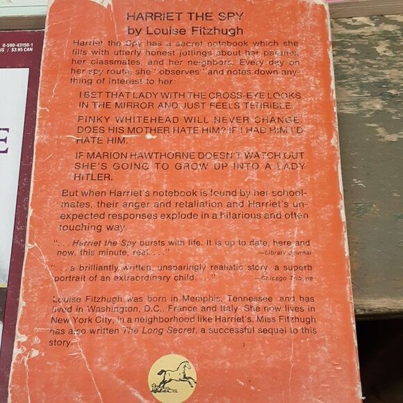 11 assorted vintage apple paperbacks and Dell yearling books - Picture 7 of 12